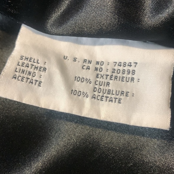 Andrew Marc women’s vintage leather jacket. Size petite medium. Black - Picture 12 of 12